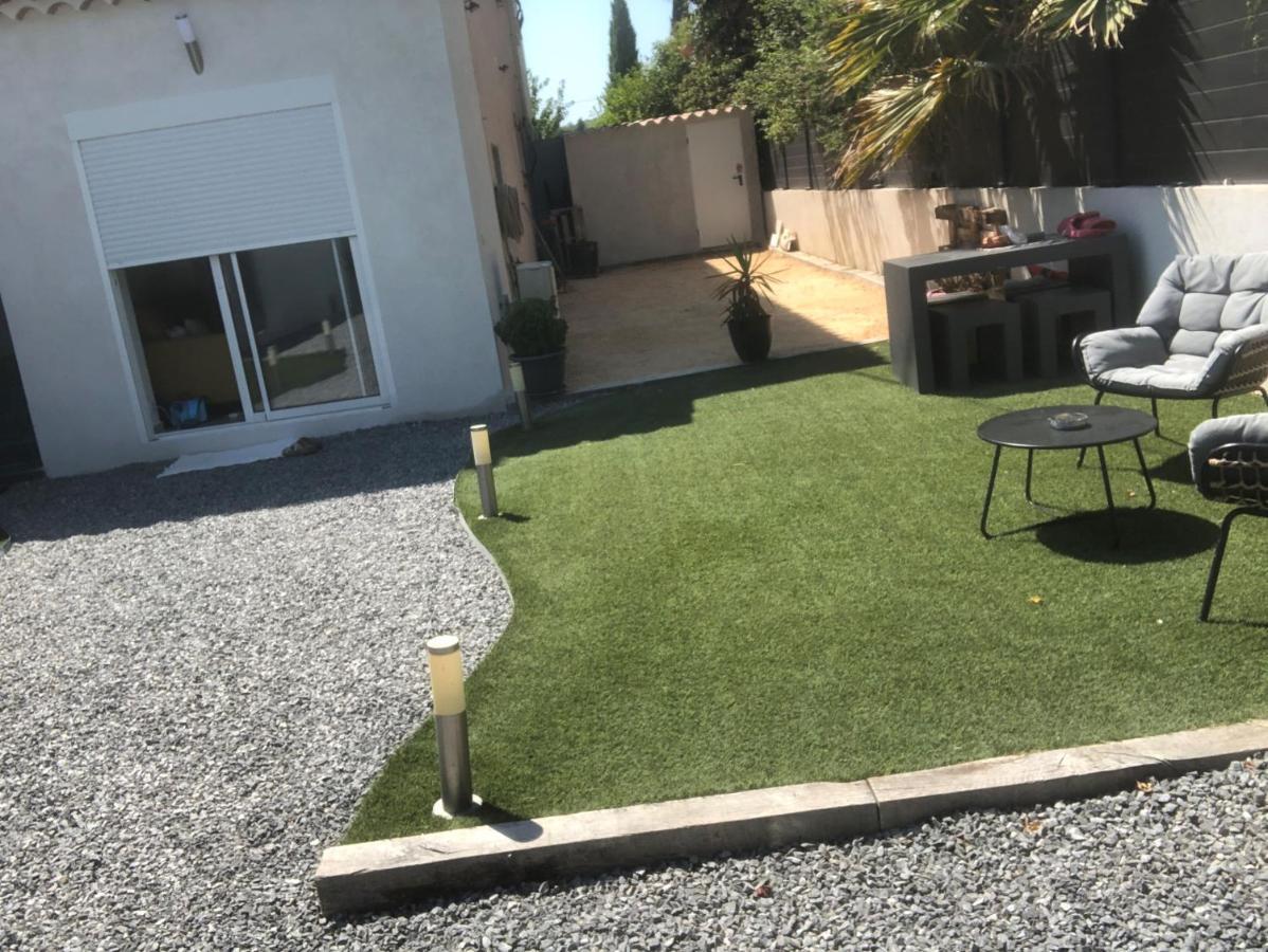 Charmant Studio Dans Villa - Parking - Jardin 滨海拉塞讷 外观 照片