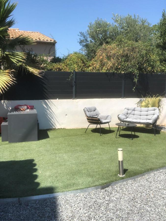 Charmant Studio Dans Villa - Parking - Jardin 滨海拉塞讷 外观 照片